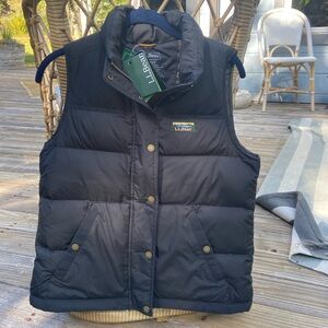 Women’s down vest